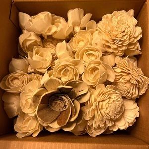 100 assorted wooden flowers- raw color, in sizes ranging from 1 inch to 3 inches